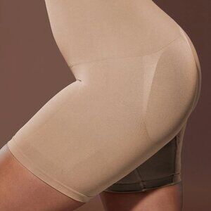 YITTY Shaping Ultra High Waist Booty Lift Short